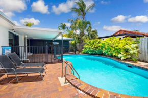 Sunyata Beach House - Rainbow Beach, Beachside escape with a pool, pet friendly and Wi-Fi